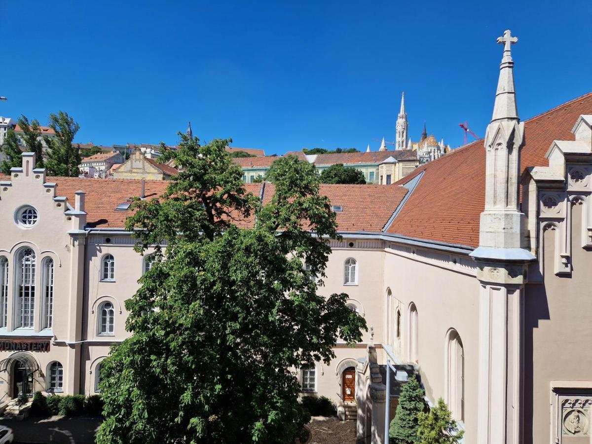 Halasz 2-Bedroom Apartment Near Castle, Free Public Parking Nearby ブダペスト エクステリア 写真
